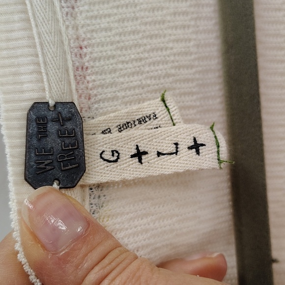 We The Free Pullover Long Sleeve Cream Embroidered Top Size Large Relaxed Fit - Picture 4 of 8